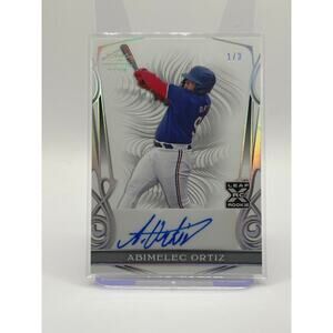 2023 Leaf Trinity Abimelec Ortiz Rookie Platinum Auto 1/3 SSP Texas Rangers XRC